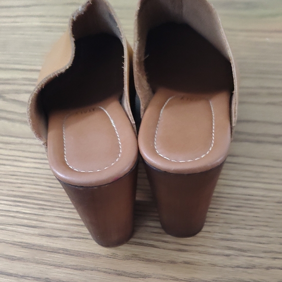 Seychelles Women's Tan Leather Mules - Picture 7 of 11